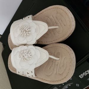 Cliffs by White Mountain Sandals